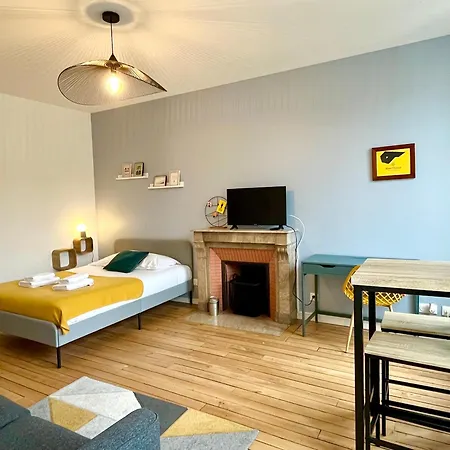 Clovis 5 Apartment